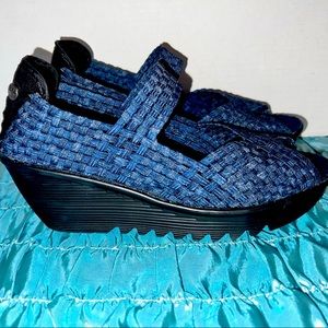 Bernie Mev. Halle Blue Woven Mary Jane Slip On Wedge Heel Shoes EU 40 USA 9